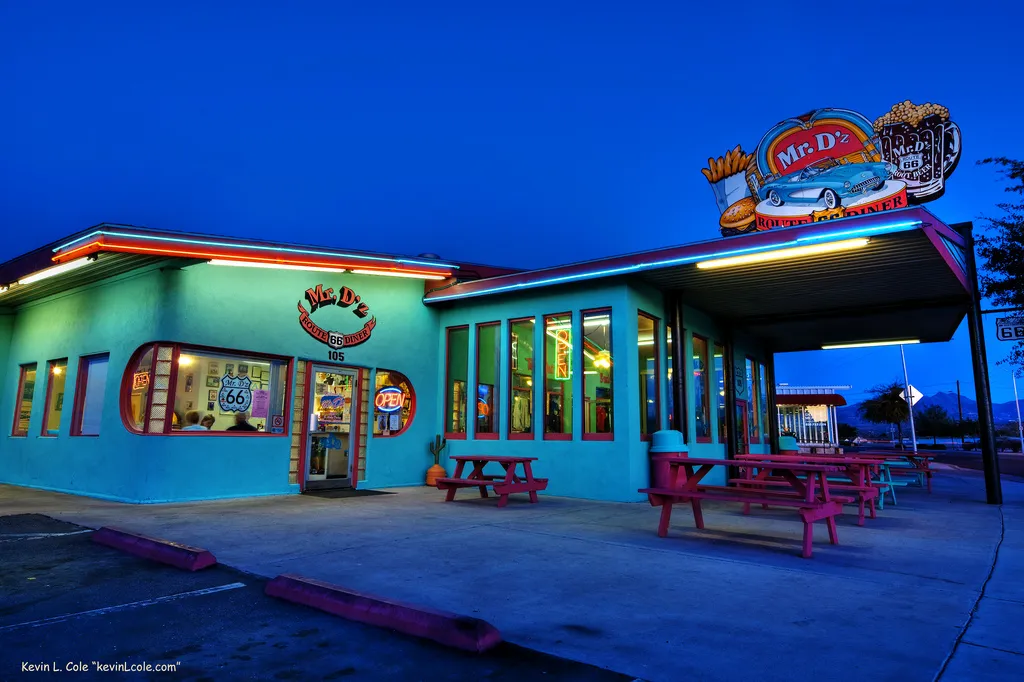 Mr D'z Route 66 Diner Logo
